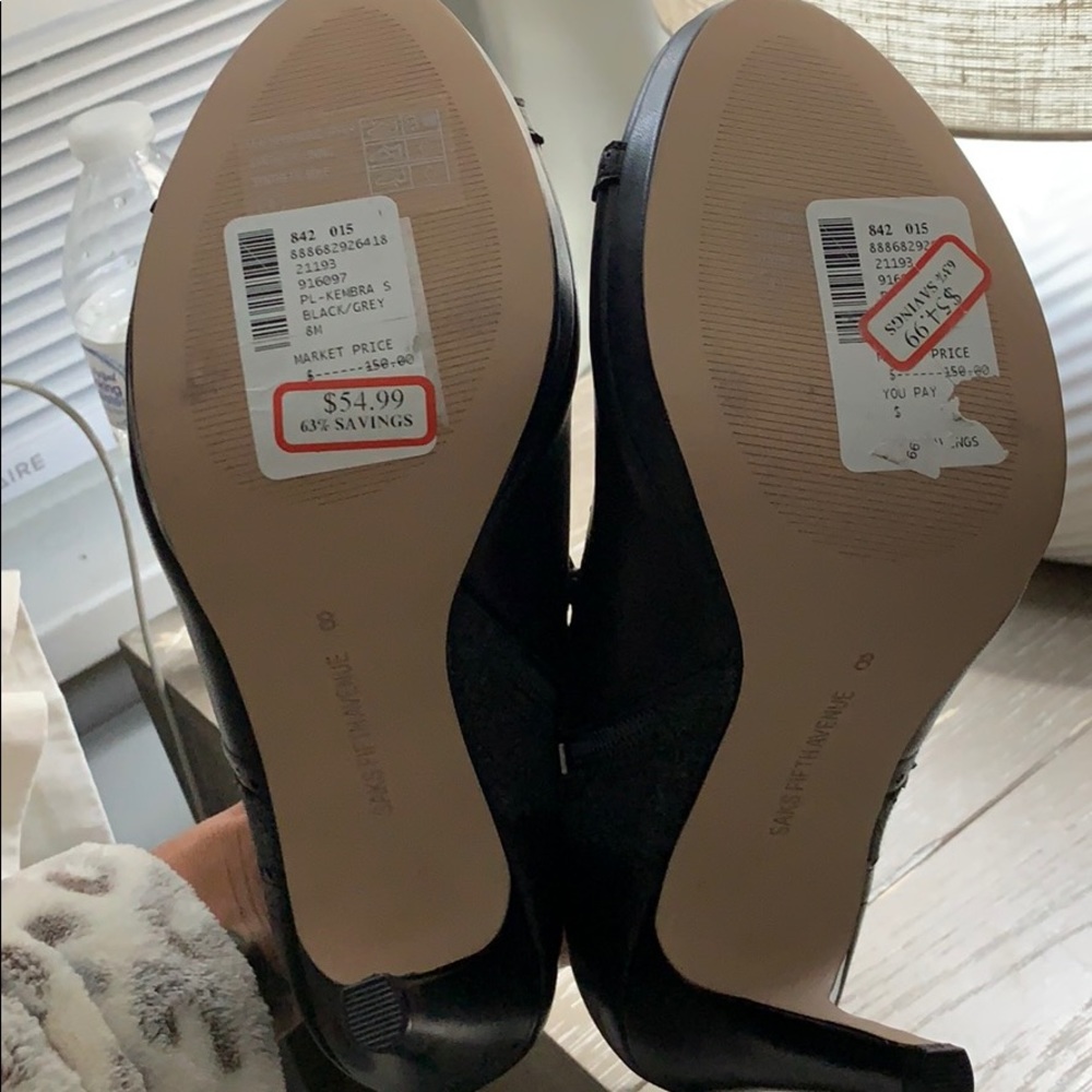 Shoes - Picture 3 of 9